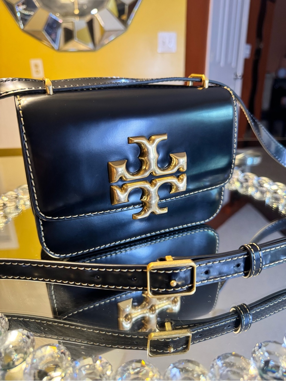 Tory Burch Small Eleanor Spazzolato Convertible Shoulder Bag In Black.